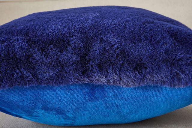 Agnes Luxury Chinchilla Faux Fur Pillow (18 In. x 18 In.)