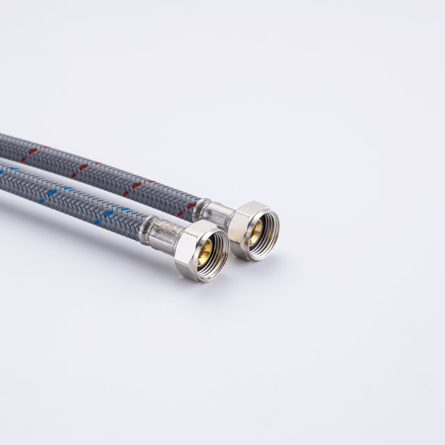 Pull Out Bathroom Faucet, Single Hole Bathroom Sink Faucet with 3 Modes Pull Down Sprayer, One Handle Modern Vanity Faucet, Farmhouse Lavatory Faucet