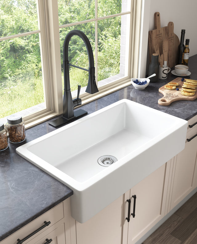 24"L x 19" W Farmhouse/Apron Front White Ceramic Kitchen Sink