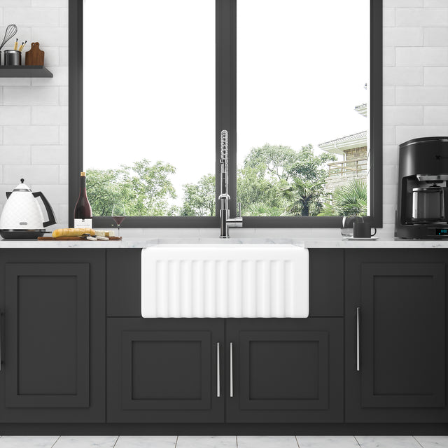 Farmhouse/Apron Front White Ceramic Kitchen Sink