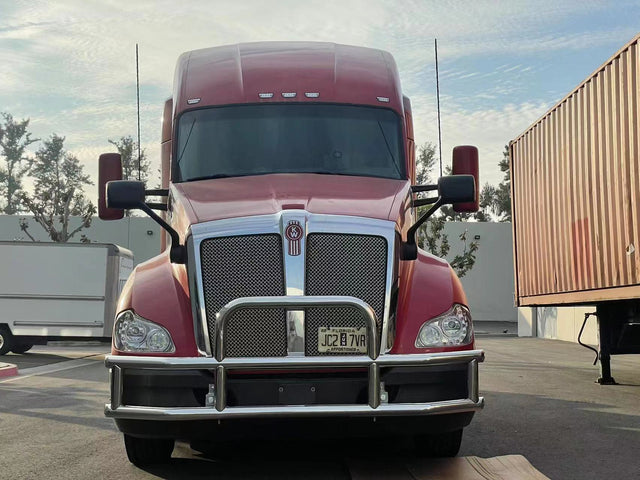 Front Bumper Deer Guard for Freightliner Cascadia 2018-2022 with Bracket G04020