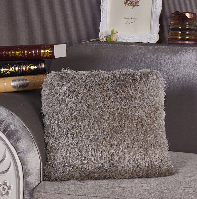 "Decorative" Shaggy Pillow with Lurex (18-in x 18-in)