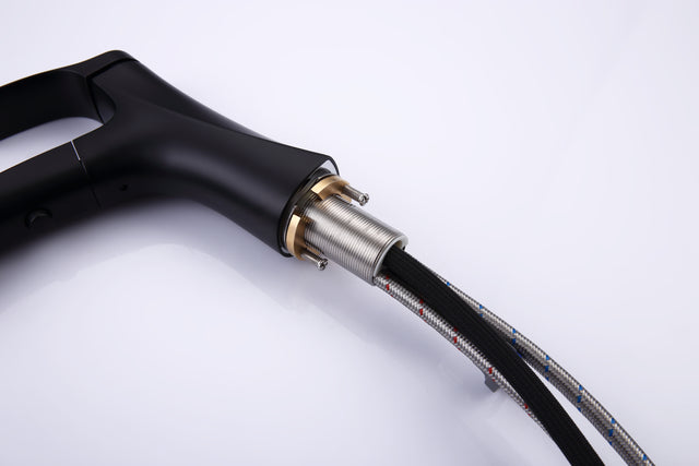 Pull Out Bathroom Faucet, Single Hole Bathroom Sink Faucet with 3 Modes Pull Down Sprayer, One Handle Modern Vanity Faucet, Farmhouse Lavatory Faucet