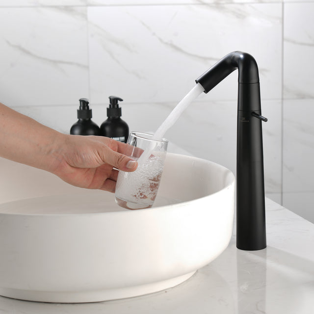 Single Hole Bathroom Faucet
