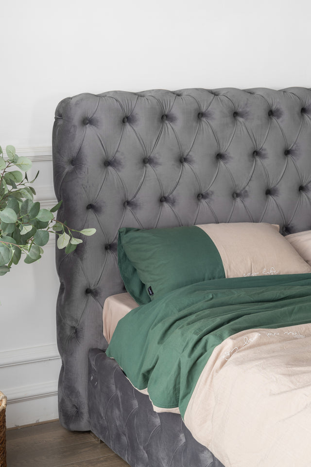 3585QUEEN BED Beautiful line stripe cushion headboard,Portable pneumatic connection rod+Grey Flannelette