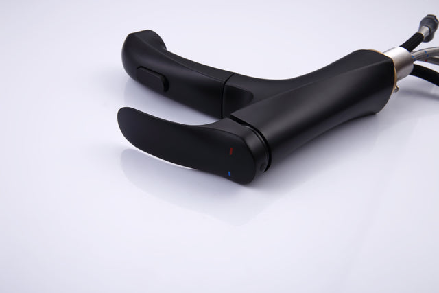 Pull Out Bathroom Faucet, Single Hole Bathroom Sink Faucet with 3 Modes Pull Down Sprayer, One Handle Modern Vanity Faucet, Farmhouse Lavatory Faucet