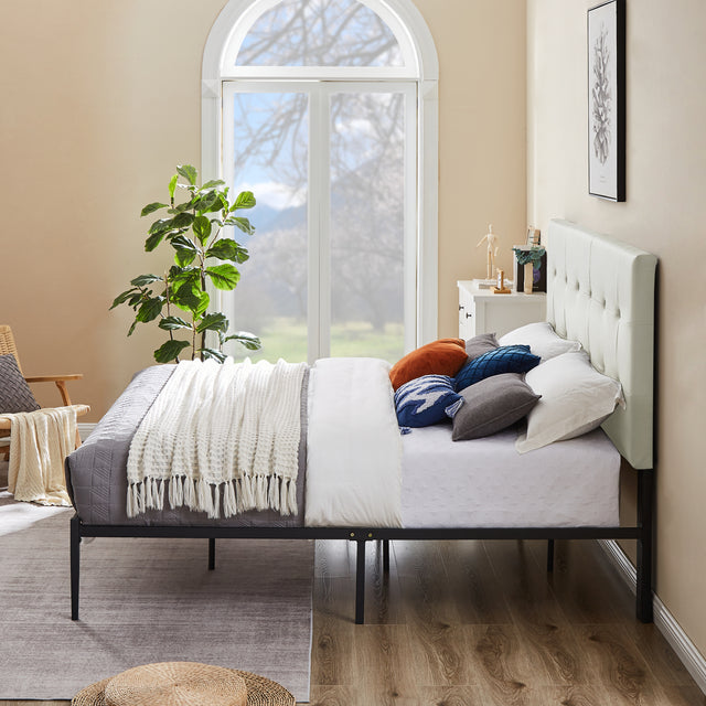 B112 King bed PVC cover haedboard with Sponge interlayer. Strong iron frame with high temperature paint