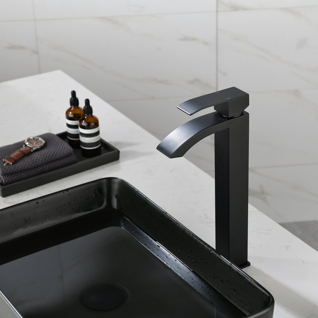 Single Hole Bathroom Faucet