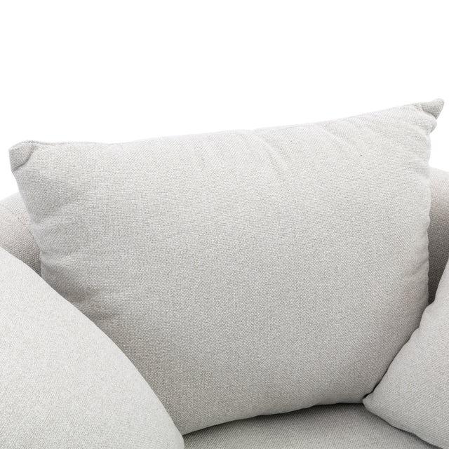 Modern Akili swivel accent chair barrel chair for hotel living room / Modern leisure chair