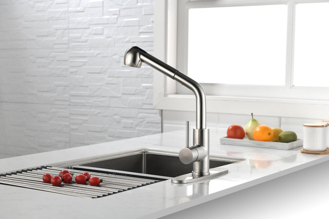 Kitchen Faucets with Pull Down Sprayer, Single Handle Kitchen Sink Faucet with Pull Out Sprayer, Brushed Nickel