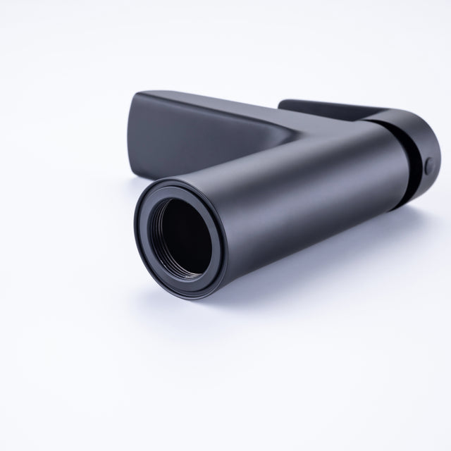 Waterfall Bathroom Faucet Bathroom Faucet with Pop Up Drain Single Handle One Hole or Three Holes Vanity Faucet Farmhouse RV Bathroom Vessel Basin Faucet Deck Mount