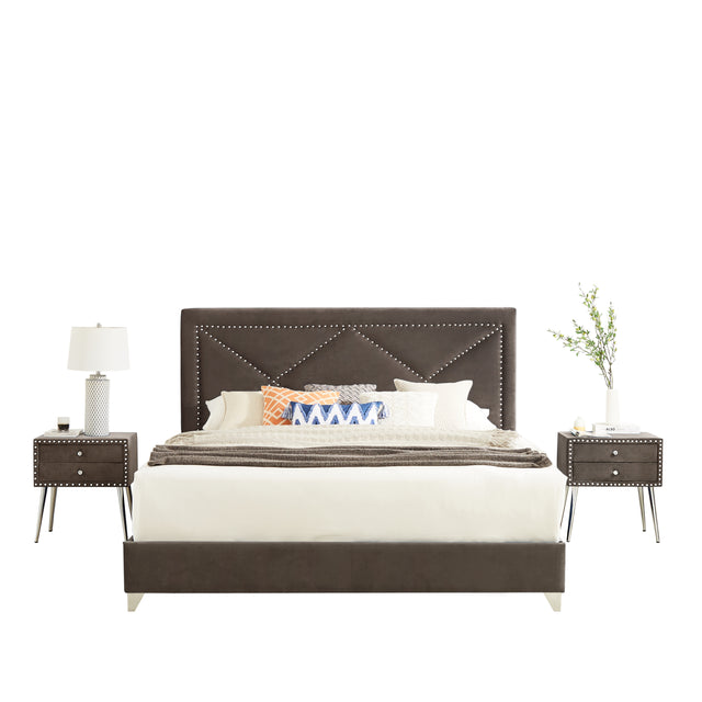 B109 King bed with two nightstands,Beautiful brass studs adorn the headboard, strong wooden slats + metal legs with Electroplate