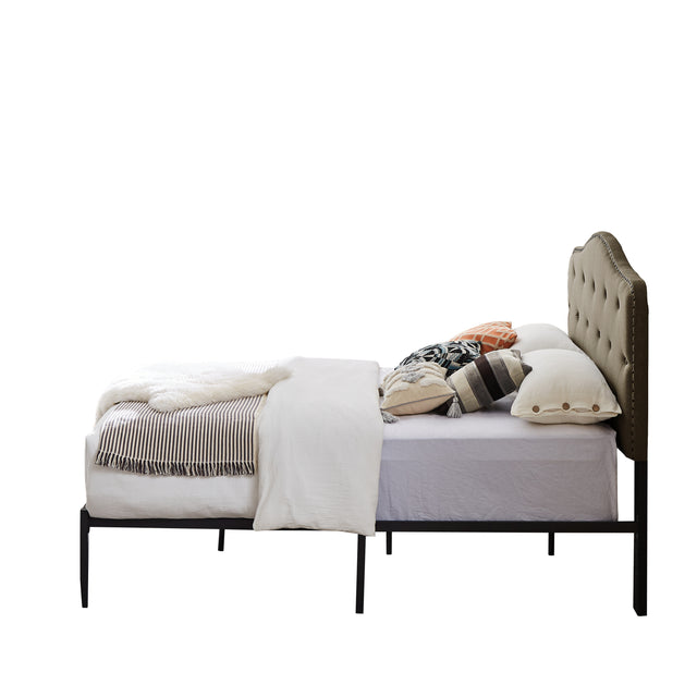B113 King bed, Beautiful headboard with buttons  Strong iron frame with high temperature paint