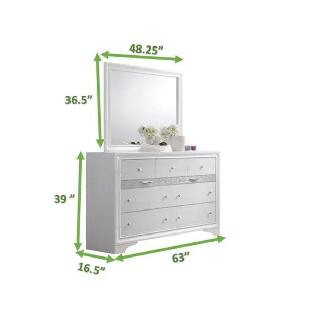 Traditional Matrix 7 Drawer Dresser in White made with Wood