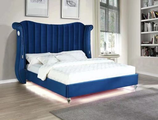 Tulip Queen Bed in Blue