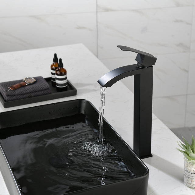 Single Hole Bathroom Faucet