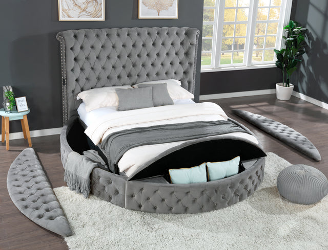 Hazel King 4 Pc Vanity Bedroom Set Made With Wood In Gray Color