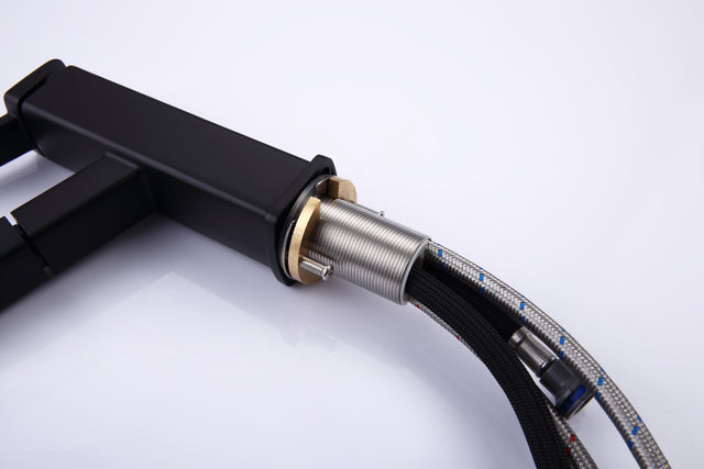 Bathroom Sink Faucet with Pull Out Sprayer, Single Handle Basin Mixer Tap for Hot and Cold Water, Lavatory Pull Down Vessel Sink Faucet with Rotating Spout