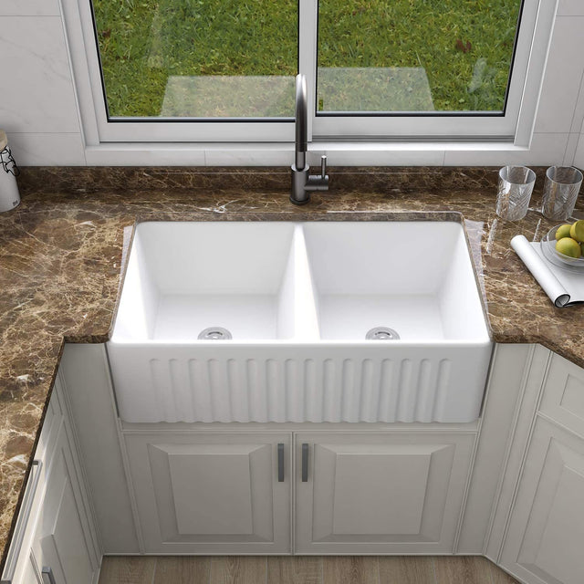 Farmhouse/Apron Front White Ceramic Kitchen Sink