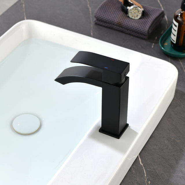 Single Hole Bathroom Faucet