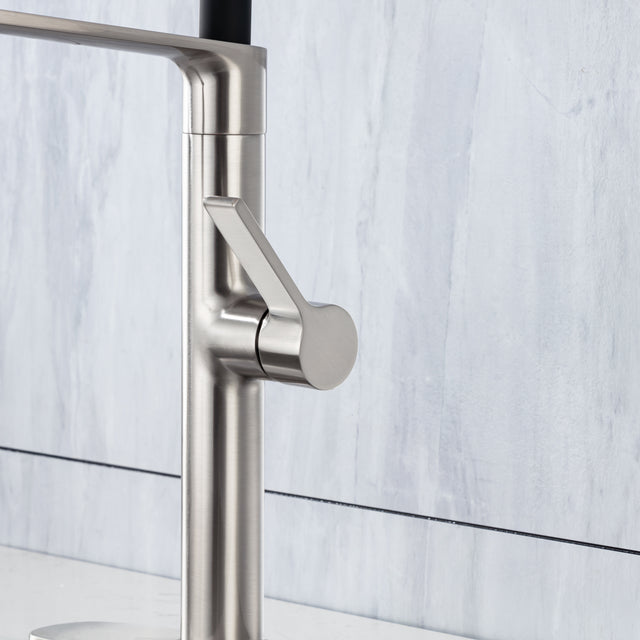 Pull-Down Kitchen Faucet with Two Functional Sprayer, Commercial Single Handle Single Lever Kitchen Sink Faucet with Magnetic Docking Spray Head, Quick Easy Installed Water Faucet