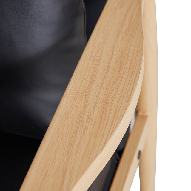 Sofa Chair  Set of 2.Black PU Leather Accent Arm Chair Mid Century Modern Upholstered Armchair with Imitation solid wood color Metal Frame Padded Backrest and  Sofa Chairs