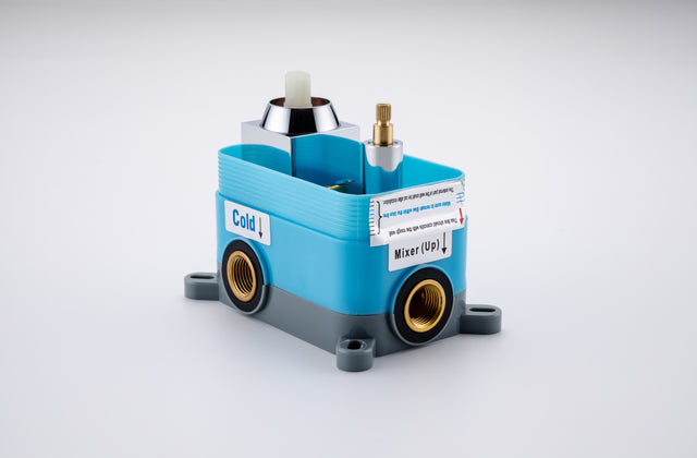 Waterfall Tub Faucet Wall Mount Roman Tub Filler Chrome Single Handle Brass Bathroom Bathtub Faucet with Hand Shower